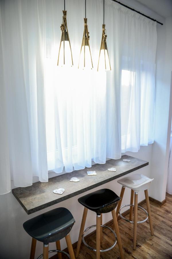 Laura Apartments Σινάια Εξωτερικό φωτογραφία
