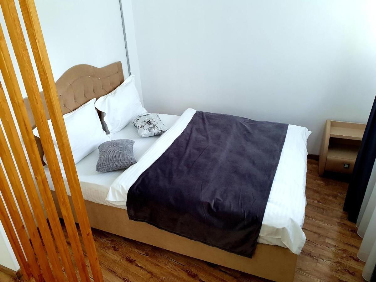 Laura Apartments Σινάια Εξωτερικό φωτογραφία