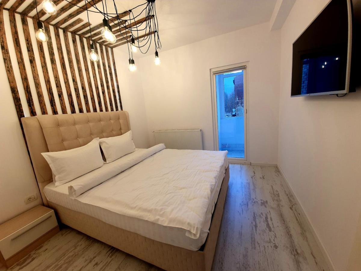 Laura Apartments Σινάια Εξωτερικό φωτογραφία