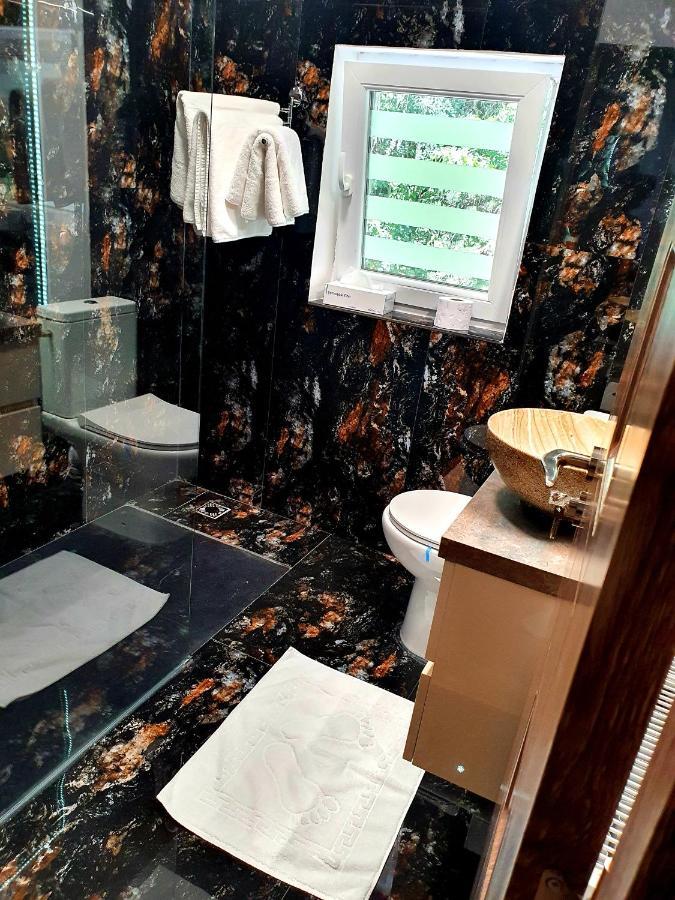 Laura Apartments Σινάια Εξωτερικό φωτογραφία